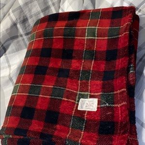 Ralph Lauren throw blanket